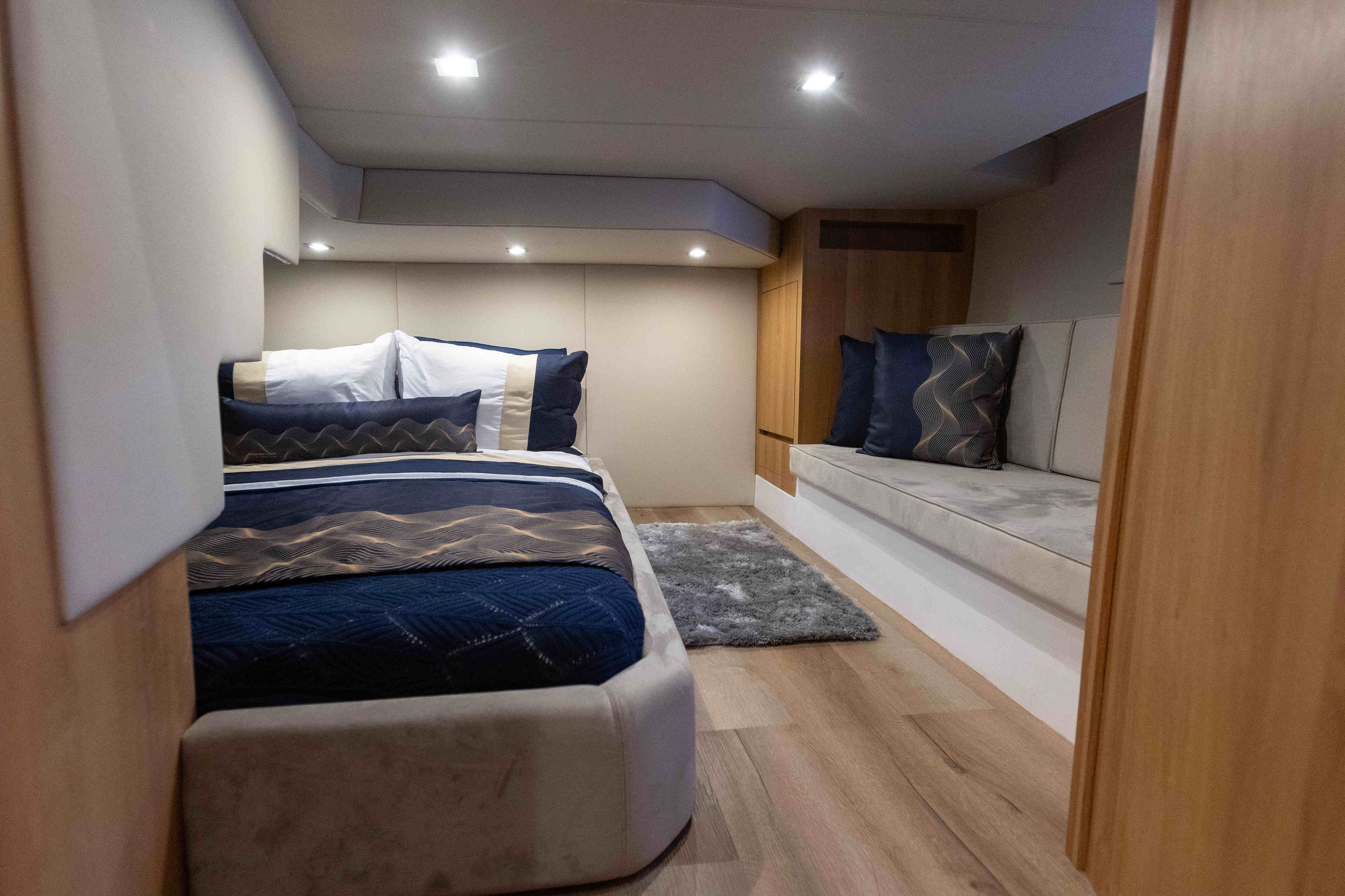 Teste 360° Grand Ocean 37: 5 destaques da embarcação que une esportividade e conforto